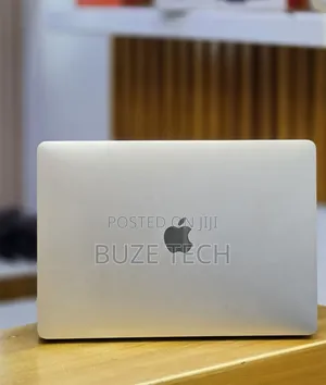 New Laptop Apple MacBook Pro 2020 32GB Intel Core i7 SSD 512GB