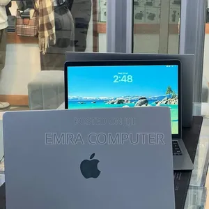 New Laptop Apple MacBook Pro 2021 M1 16GB Apple M1 Pro SSD 512GB