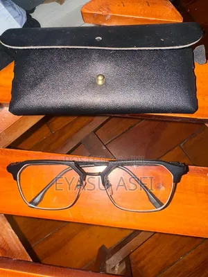 Eyeglasses