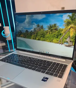 New Laptop HP 650 16GB Intel Core i5 SSD 512GB