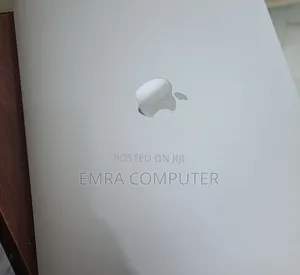 New Laptop Apple MacBook Pro 2021 M1 16GB Apple M1 Pro SSD 256GB