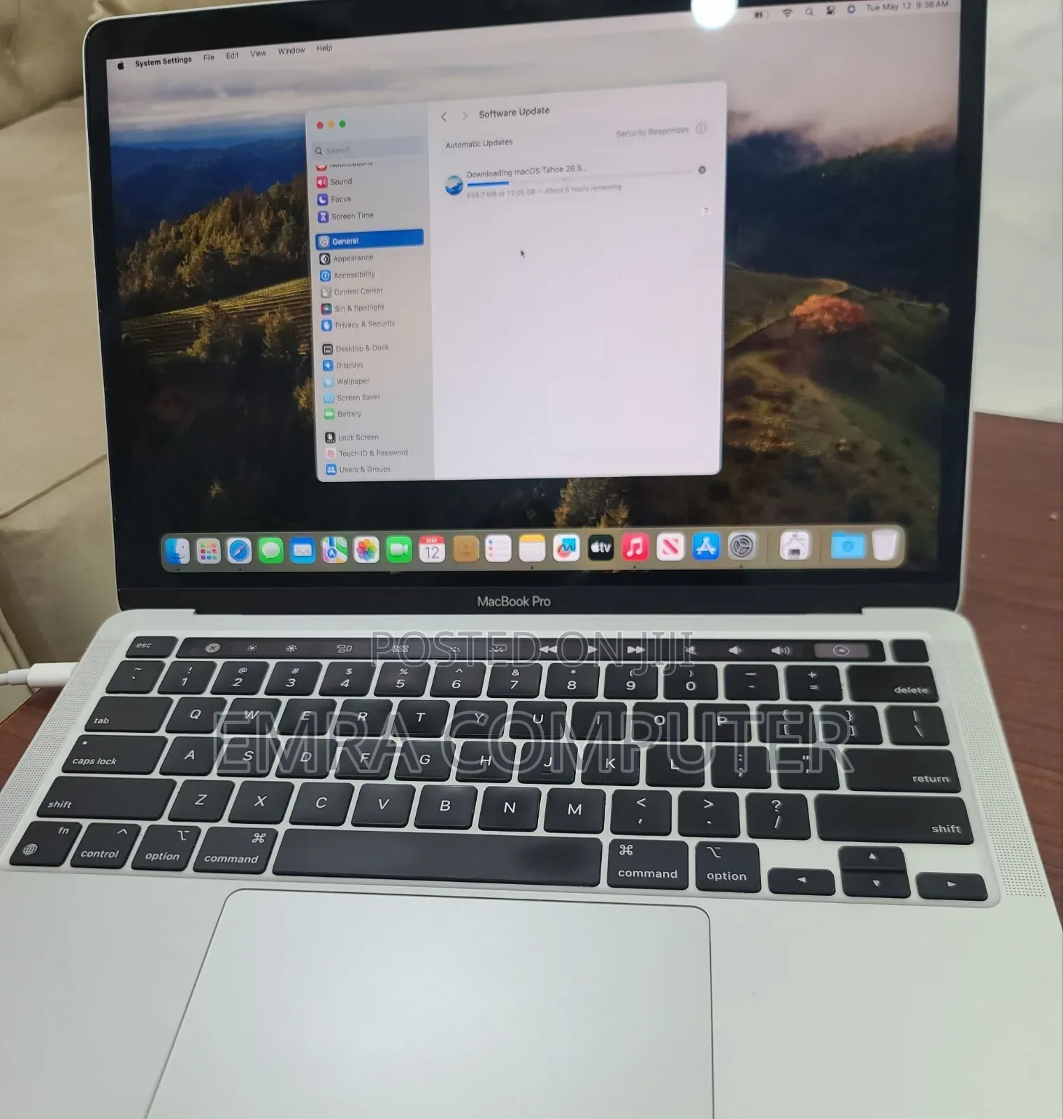 New Laptop Apple MacBook Pro 2021 M1 16GB Apple M1 Pro SSD 256GB