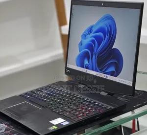 Laptop HP Omen 15 16GB Intel Core i7 HDD+SSD 128GB
