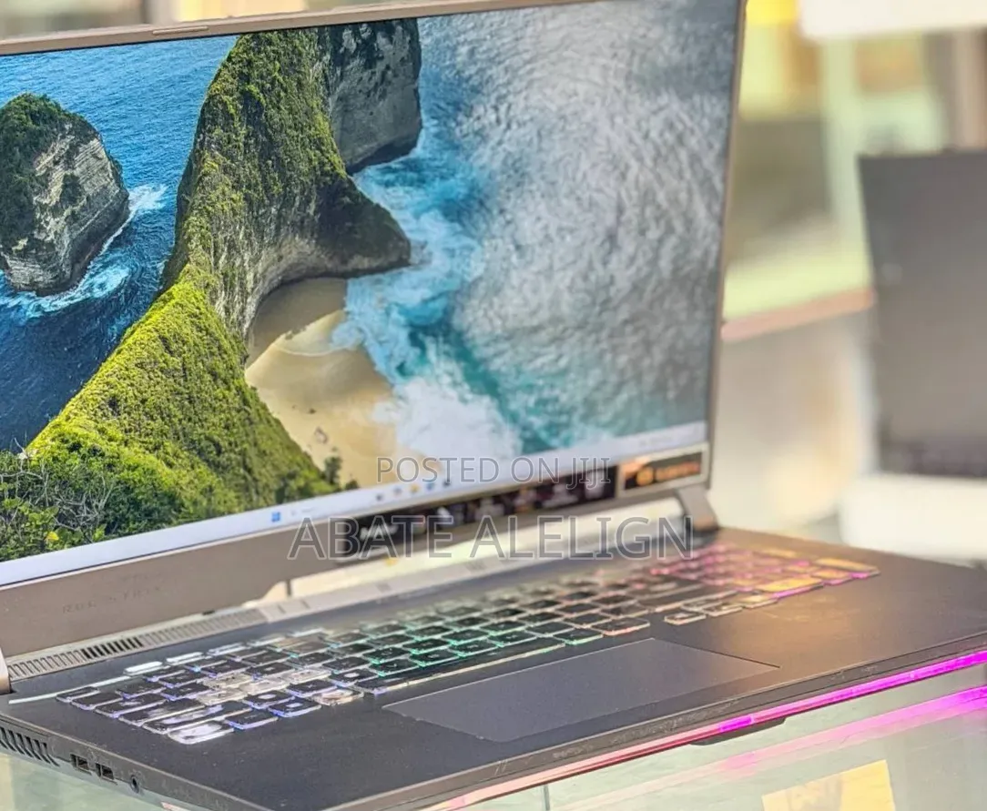 New Laptop Asus ROG Strix G15 16GB AMD Ryzen 7 SSD 512GB