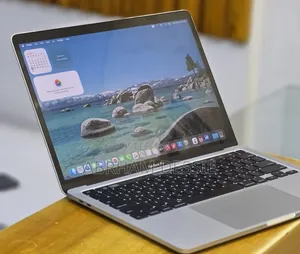 New Laptop Apple MacBook Pro 2020 16GB Intel Core i7 SSD 512GB