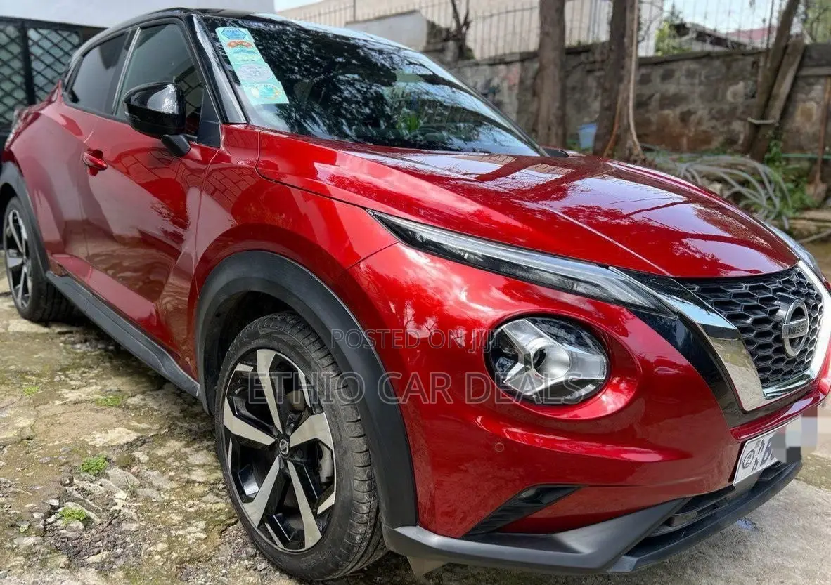 Nissan Juke 2021 Red