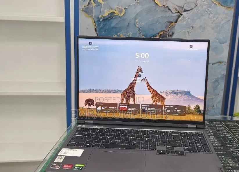 New Laptop Lenovo 16GB AMD Ryzen 7 SSD 512GB