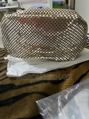 l'OREAL Women's Purse