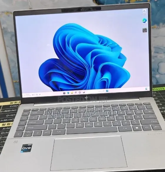 New Laptop HP Pavilion 14 16GB Intel Core i7 SSD 512GB