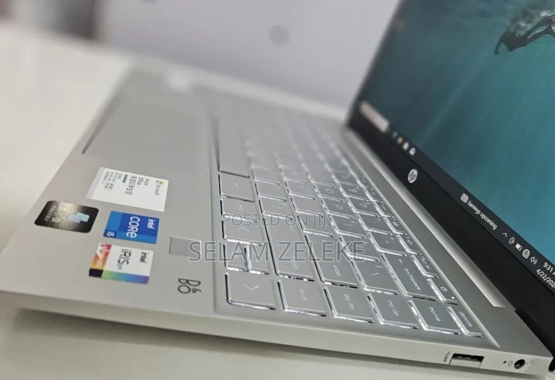 New Laptop HP 8GB Intel Core i5 SSD 512GB