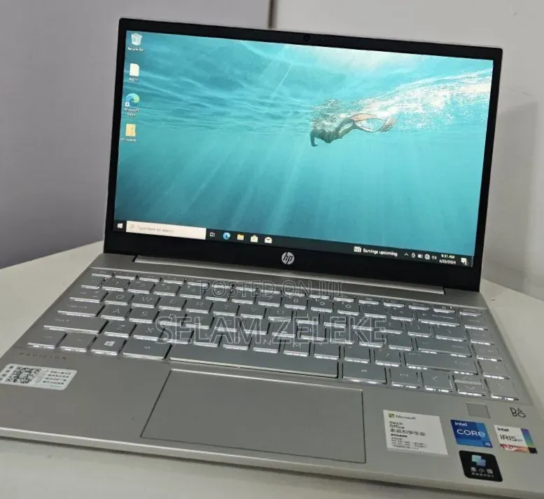 New Laptop HP 8GB Intel Core i5 SSD 512GB