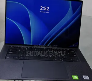 New Laptop Dell Precision 15 3520 16GB Intel Core i7 SSD 512GB