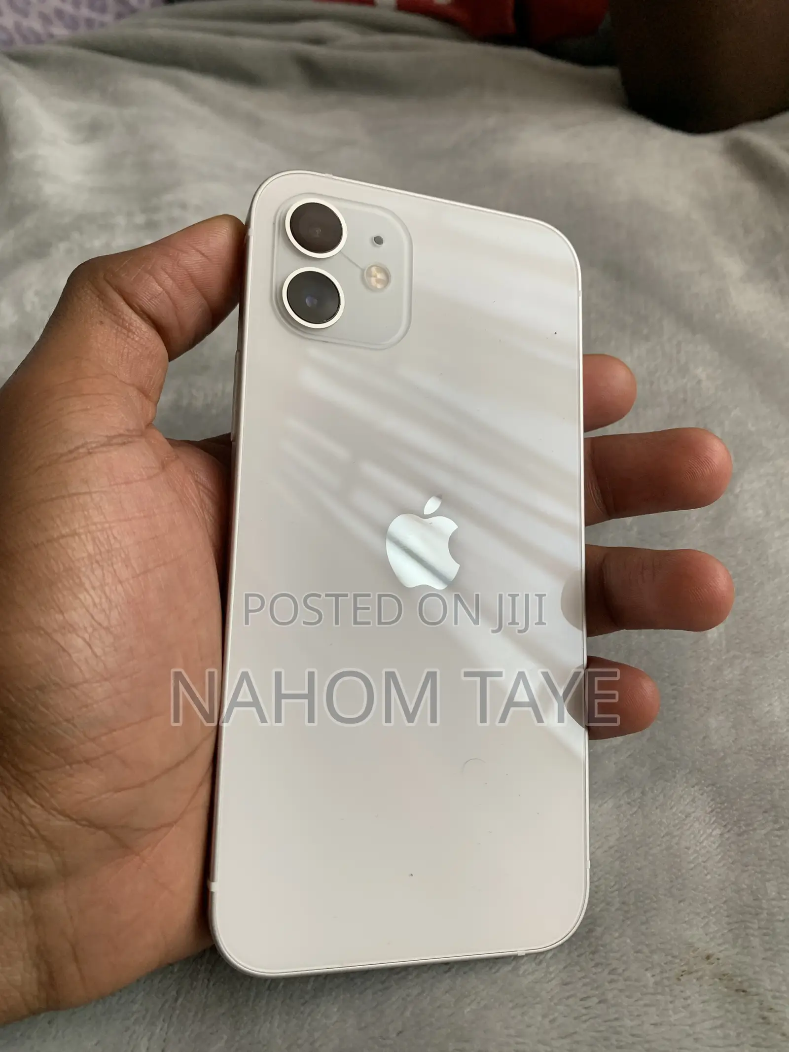 Apple iPhone 12 128 GB White
