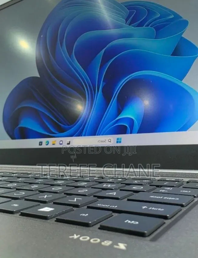 New Laptop HP Zbook Studio G7 32GB Intel Core i7 SSD 512GB