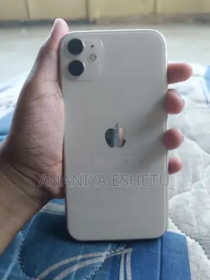 Apple iPhone 11 64 GB White