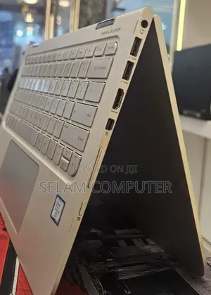 New Laptop HP Spectre X360 8GB Intel Core i5 SSD 256GB