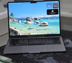 New Laptop Apple MacBook 16GB Apple M2 SSD 256GB