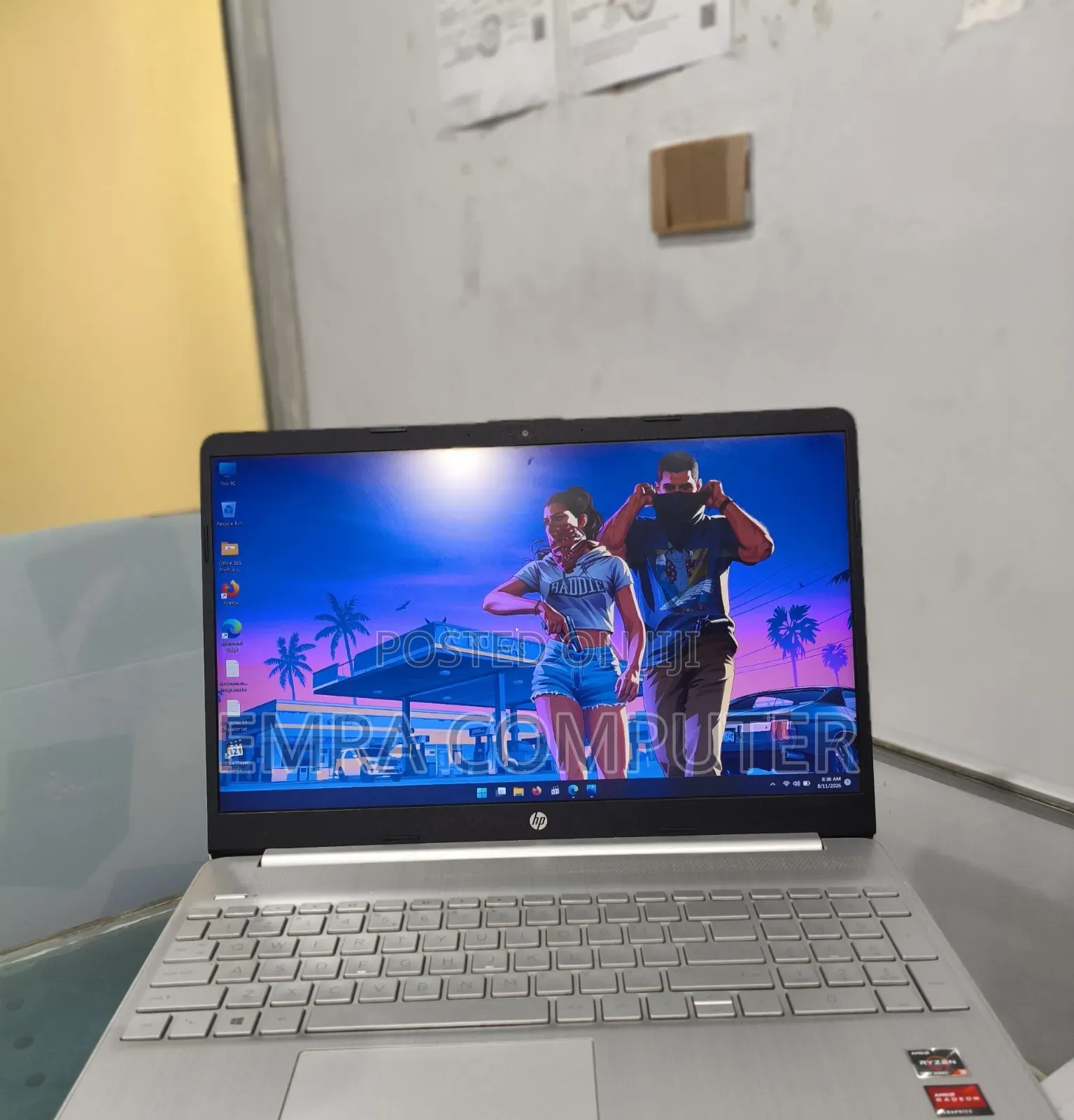 New Laptop HP 8GB Intel Core i5 SSD 256GB