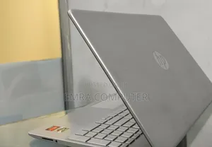 New Laptop HP 8GB Intel Core i5 SSD 256GB