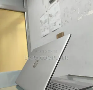 New Laptop HP 8GB Intel Core i5 SSD 256GB