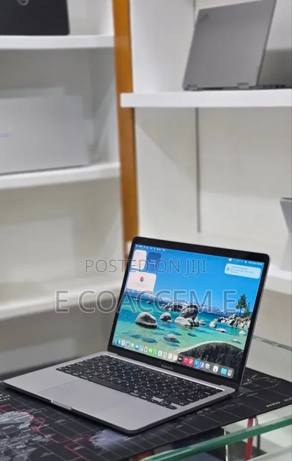 New Laptop Apple MacBook 16GB SSD 512GB