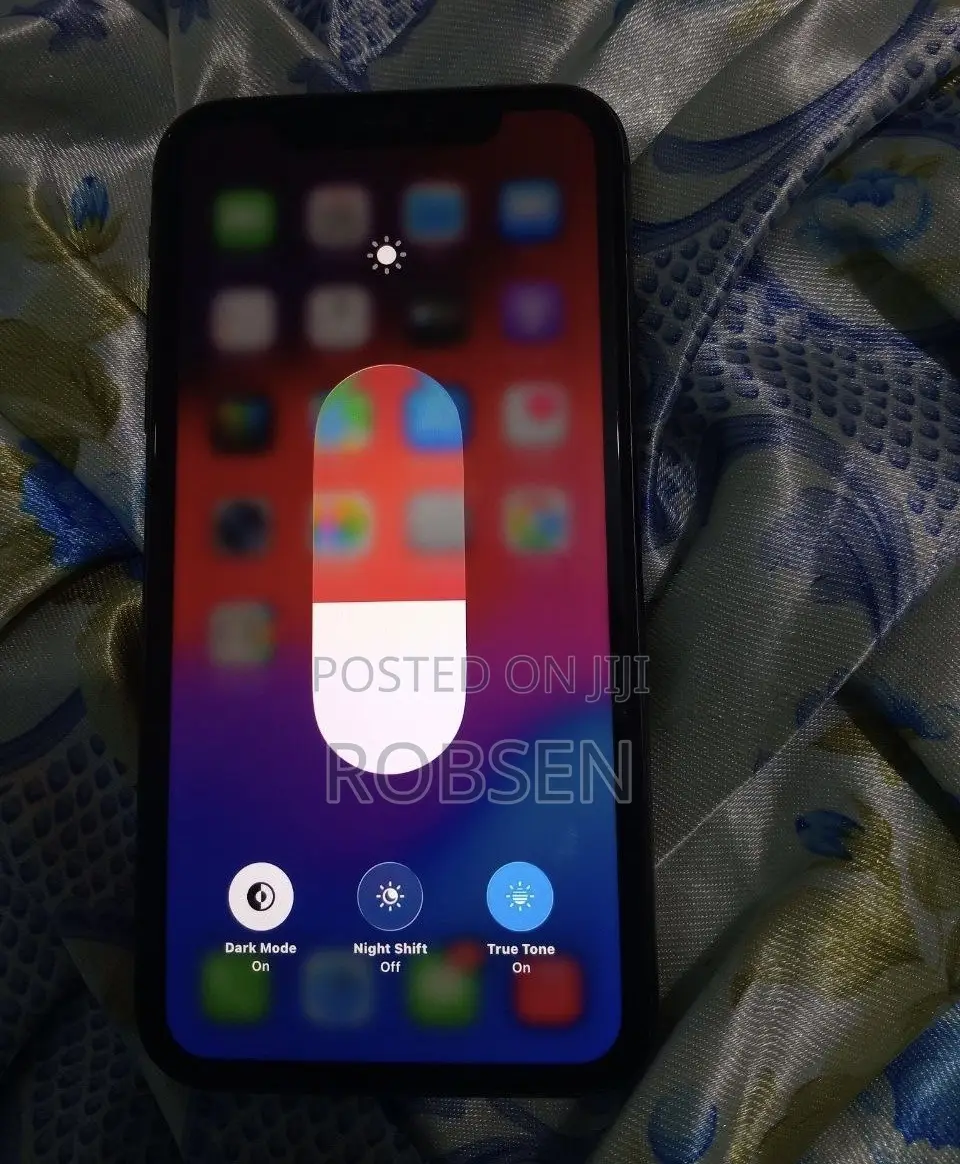 Apple iPhone 11 64 GB Black