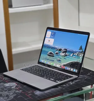 New Laptop Apple MacBook Pro 2022 M2 16GB Apple M2 SSD 512GB