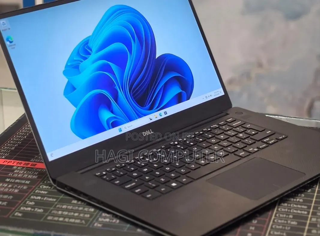 New Laptop Dell XPS 15 16GB Intel Core i5 SSD 512GB