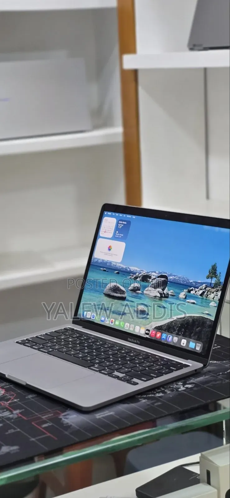 New Laptop Apple MacBook Pro 2022 M2 16GB Apple M2 SSD 512GB