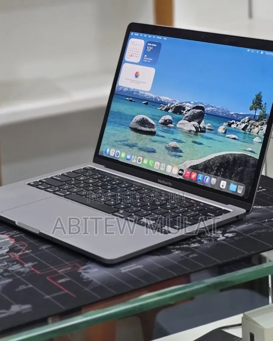 New Laptop Apple MacBook Pro 2022 M2 16GB Apple M2 SSD 512GB