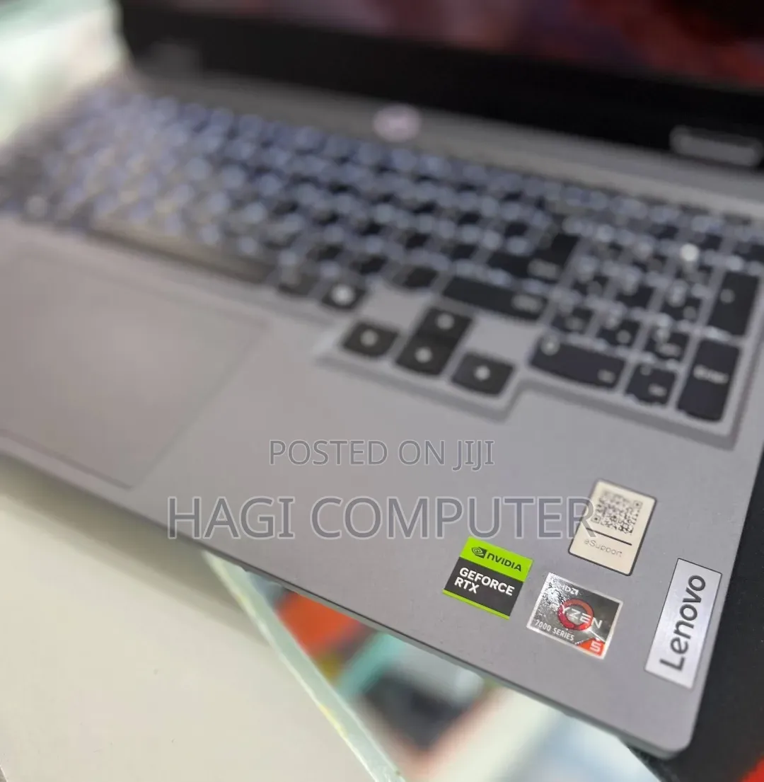 New Laptop Lenovo LOQ 15AHP10 16GB AMD Ryzen 5 SSD 512GB