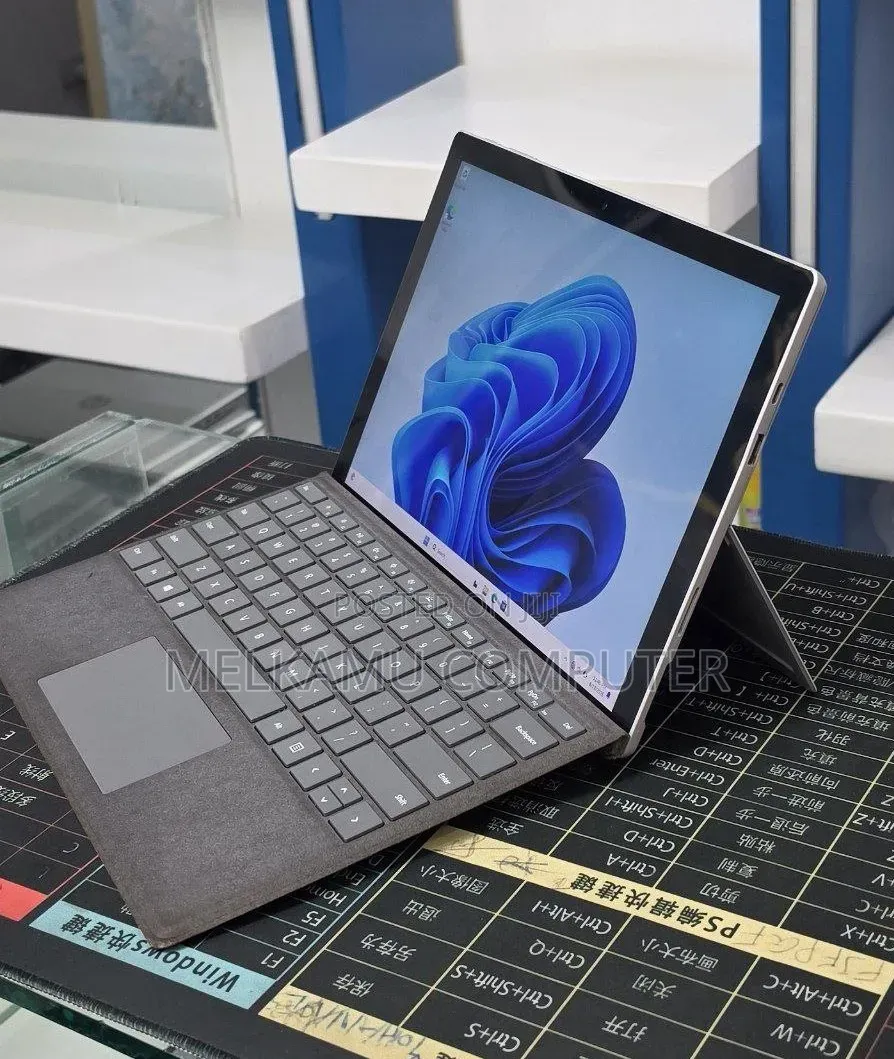 New Laptop Microsoft Surface Pro 7 32GB Intel Core i7 SSD 1T