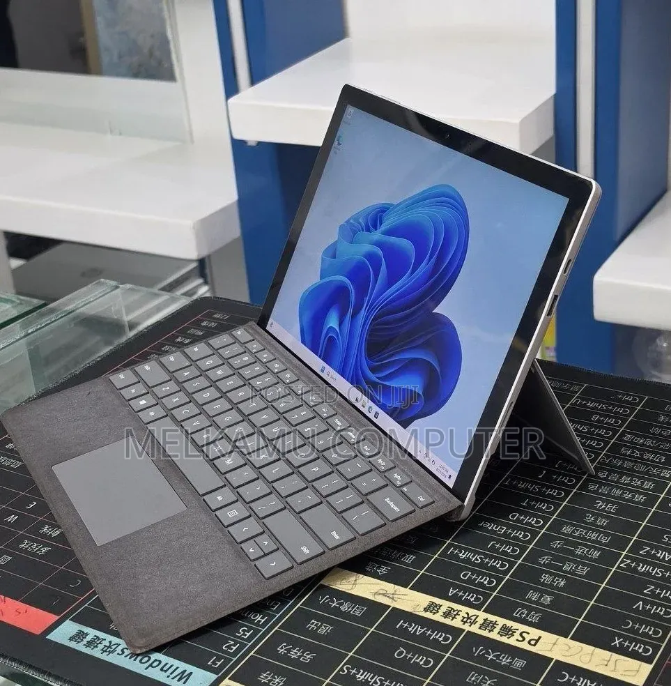 New Laptop Microsoft Surface Pro 7 32GB Intel Core i7 SSD 1T