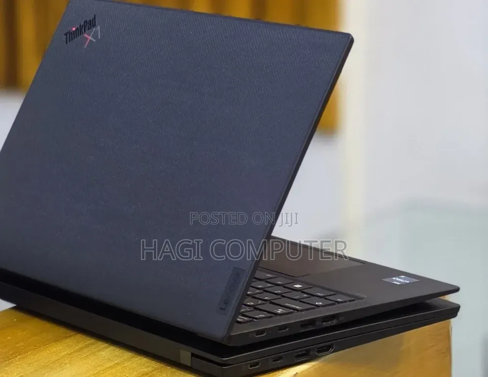New Laptop Lenovo ThinkPad X1 Carbon Gen11 16GB Intel Core i7 SSD 512GB