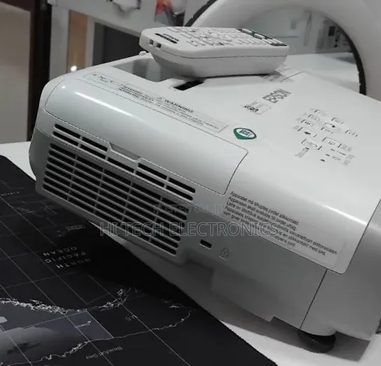 Brand New Epson Projector X39