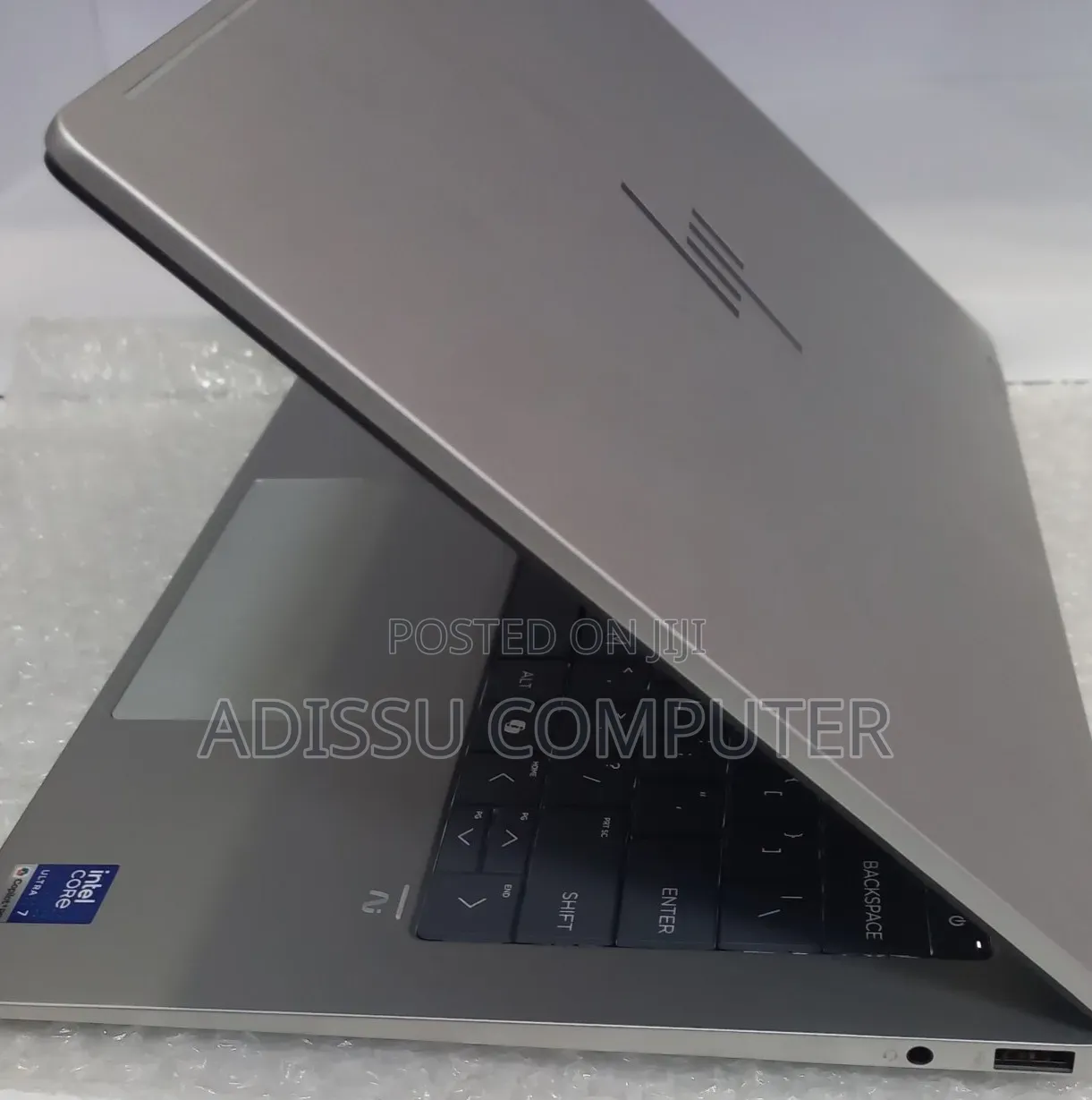 New Laptop HP OmniBook X Flip 14" 16GB Intel Core Ultra 7 SSD 1T