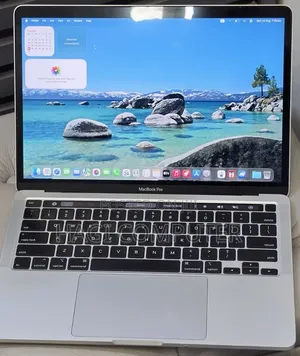 New Laptop Apple MacBook Pro 2020 32GB Intel Core i7 SSD 512GB