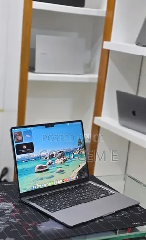 New Laptop Apple MacBook 16GB Intel Core M2 SSD 512GB