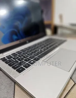 New Laptop HP EliteBook 840 G7 16GB Intel Core i7 SSD 512GB