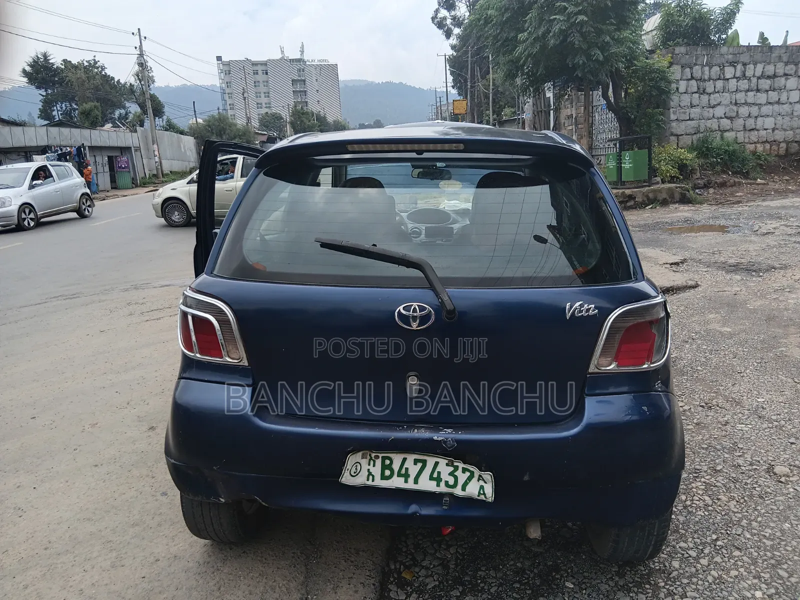 Toyota Vitz 2001 Blue