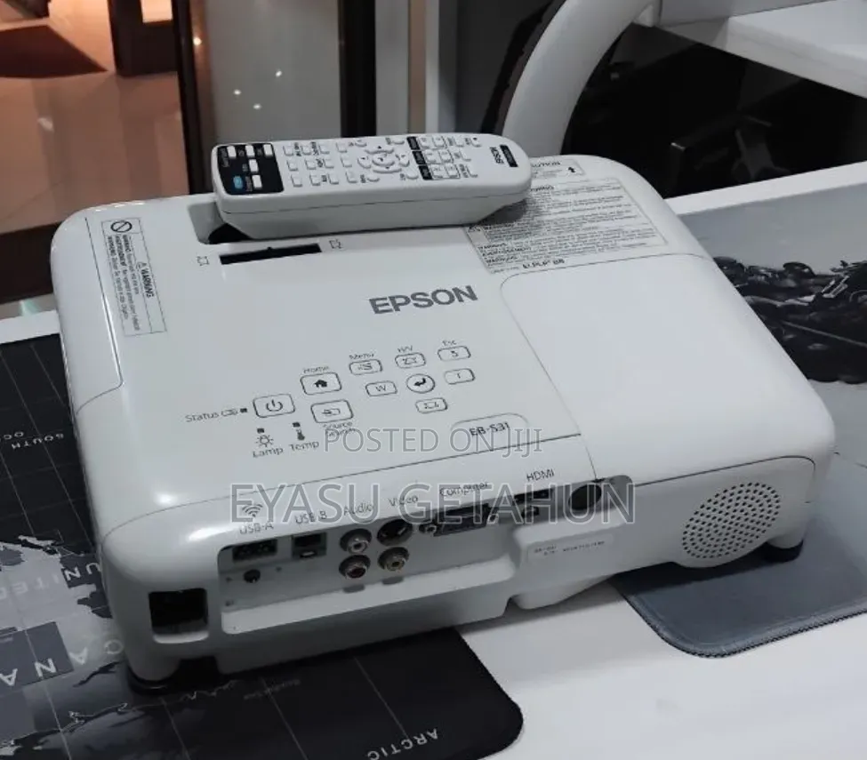 EPSON Projector
Model Name: EB-S31
Hardware Interface: VGA,