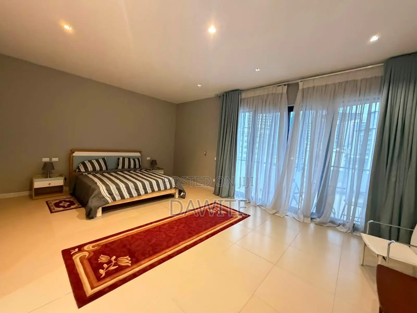 Furnished 4bdrm Apartment in የግል, Bole for sale