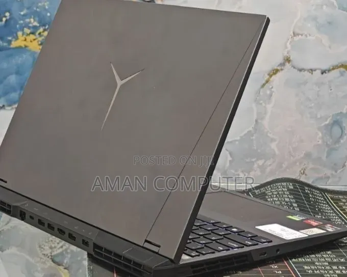 New Laptop Lenovo Legion 5 16GB AMD Ryzen 7 SSD 512GB
