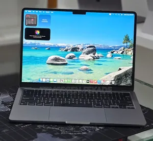 New Laptop Apple MacBook Air 2022 M2 16GB Apple M2 SSD 256GB