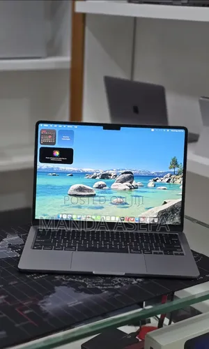 New Laptop Apple MacBook Air 2022 M2 16GB Apple M2 SSD 256GB