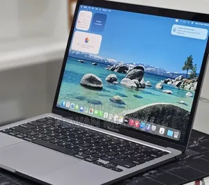 New Laptop Apple MacBook Pro 2020 M1 16GB Apple M1 SSD 512GB