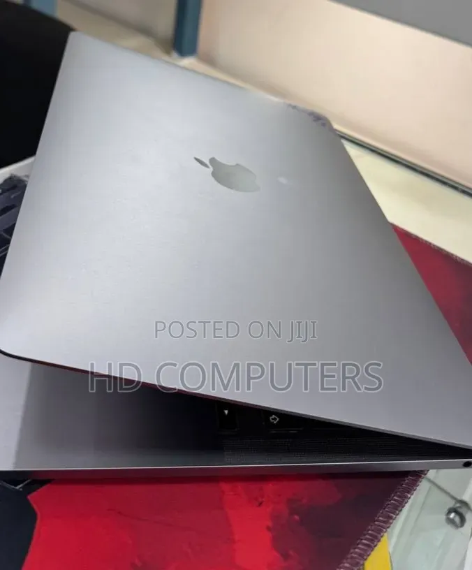 New Laptop Apple MacBook Air 2020 M1 8GB Apple M1 SSD 256GB