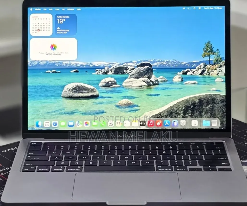 New Laptop Apple MacBook Pro 2022 M2 16GB Apple M2 SSD 512GB