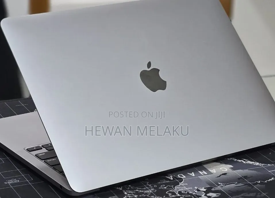 New Laptop Apple MacBook Pro 2022 M2 16GB Apple M2 SSD 512GB