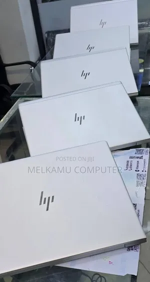 New Laptop HP EliteBook 840 G5 16GB Intel Core i5 SSD 512GB